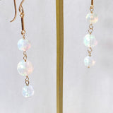 ラウンドカットオパールの三連ピアス