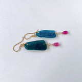 ローマングラスとルビーのピアス