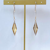 ロゼンジステップカットシトリンの一粒ピアスB