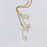 オパールのラウンド&ドロップアメリカンピアス