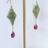 グリーンジャスパーとロードライトガーネットのピアス