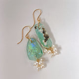 ローマングラスと淡水パールのフリルピアス