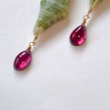 グリーンジャスパーとロードライトガーネットのピアス