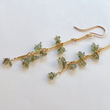 モルダバイトのバーチェーンピアス