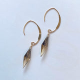 ロゼンジステップカットシトリンの一粒ピアスA