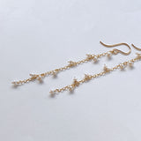 淡水パールの華奢ロングピアス