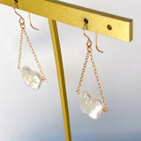 butterfly pearl swing earrings 