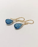 コンケーブカットロンドンブルートパーズの一粒ピアス