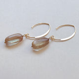 【訳あり】アンデシンの一粒ピアス