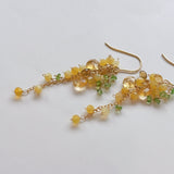 イエローオパールとシトリンとビアクォーツ、ツァボライトのミモザピアス