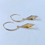 ロゼンジステップカットシトリンの一粒ピアスB