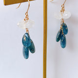 カイヤナイトとムーンストーンのブーケピアス