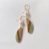 オパライズドウッドとアコヤパールのピアス5-31