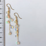 オパールの雫ロングピアス
