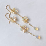 ラウンドカットオパールとアコヤベビーパールのロングピアス