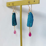 ローマングラスとルビーのピアス