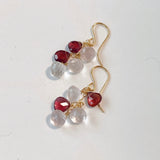 ローズクォーツとロードライトガーネットのピアス