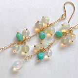 ラウンドカットオパールとソノランターコイズのロングピアス