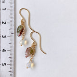 トルマリンリーフとオパールのコンパクトピアス