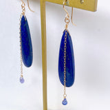 大きなラピスラズリと小さなタンザナイトのドロップピアス
