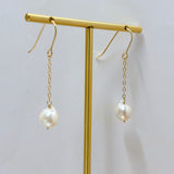 アコヤバロックのシンプルピアス