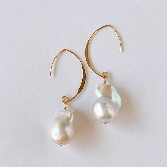 Oyster baroque pearl earrings