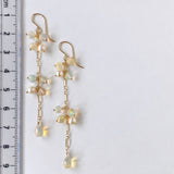 ラウンドカットオパールとアコヤベビーパールのロングピアス