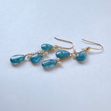 カイヤナイトと淡水パールのピアス