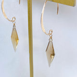 ロゼンジステップカットシトリンの一粒ピアスB