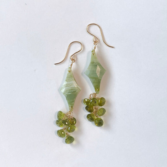 グリーンジャスパーとペリドットのピアス