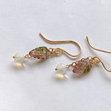 トルマリンリーフとオパールのコンパクトピアス