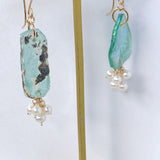 ローマングラスと淡水パールのフリルピアス