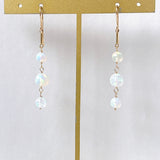 ラウンドカットオパールの三連ピアス