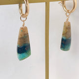 オパライズドウッドの一石ピアスチャーム