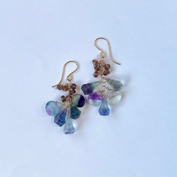 フローライトとアンダリュサイトのピアス