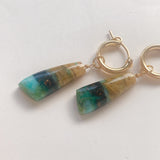 オパライズドウッドの一石ピアスチャーム