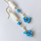 スリーピングビューティーターコイズとホワイトシェル、淡水パールのピアス