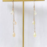 ドロップカットオパールの三連ピアス