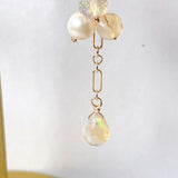 ラウンドカットオパールとアコヤベビーパールのロングピアス