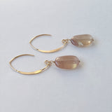【訳あり】アンデシンの一粒ピアス