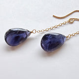 アイオライトのシンプルピアス