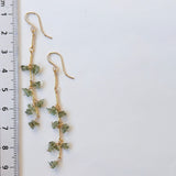 モルダバイトのバーチェーンピアス