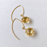 コンケーブオクタゴンカットシトリンの一粒ピアス