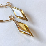 ロゼンジステップカットシトリンの一粒ピアスB