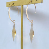 ロゼンジステップカットシトリンの一粒ピアスB