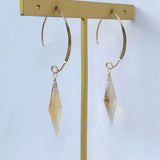 ロゼンジステップカットシトリンの一粒ピアスB