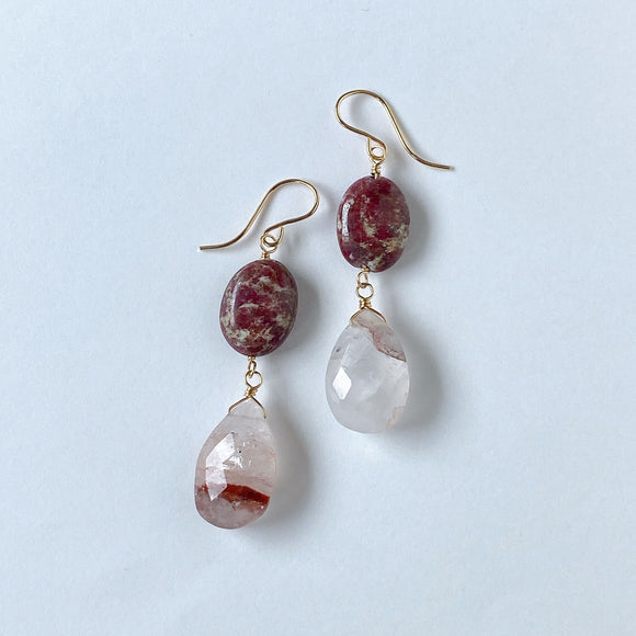 Thulite and Himalayan crystal earrings B 