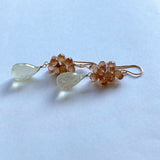 Brown zircon and Rivian glass bushy earrings (fluffy) 